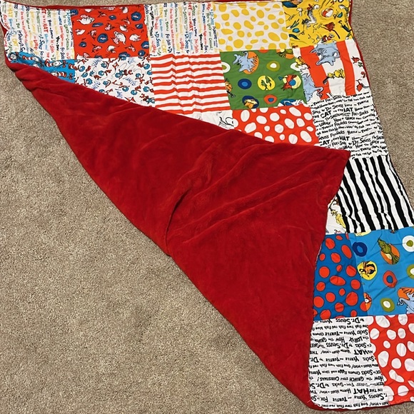 Dr Seuss patchwork blanket - Picture 2 of 2